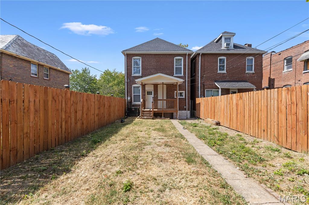 Ryan & McNultys - Residential