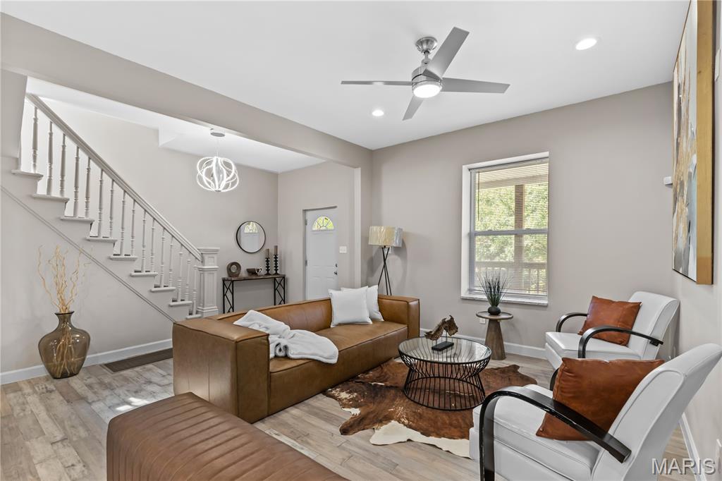 Ryan & McNultys - Residential