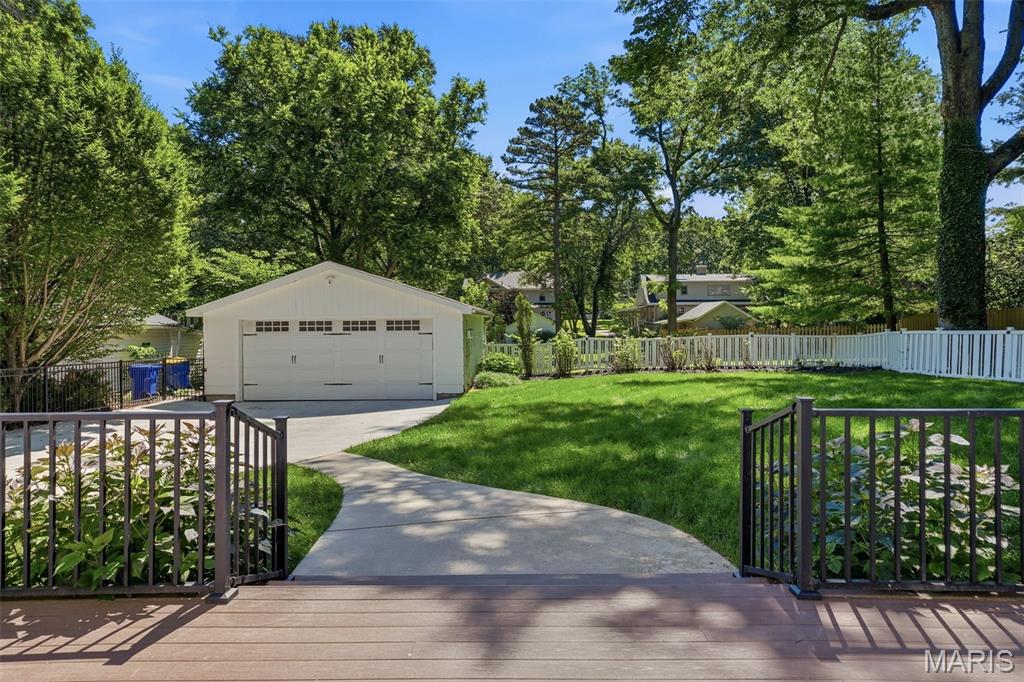Oak Terrace - Residential