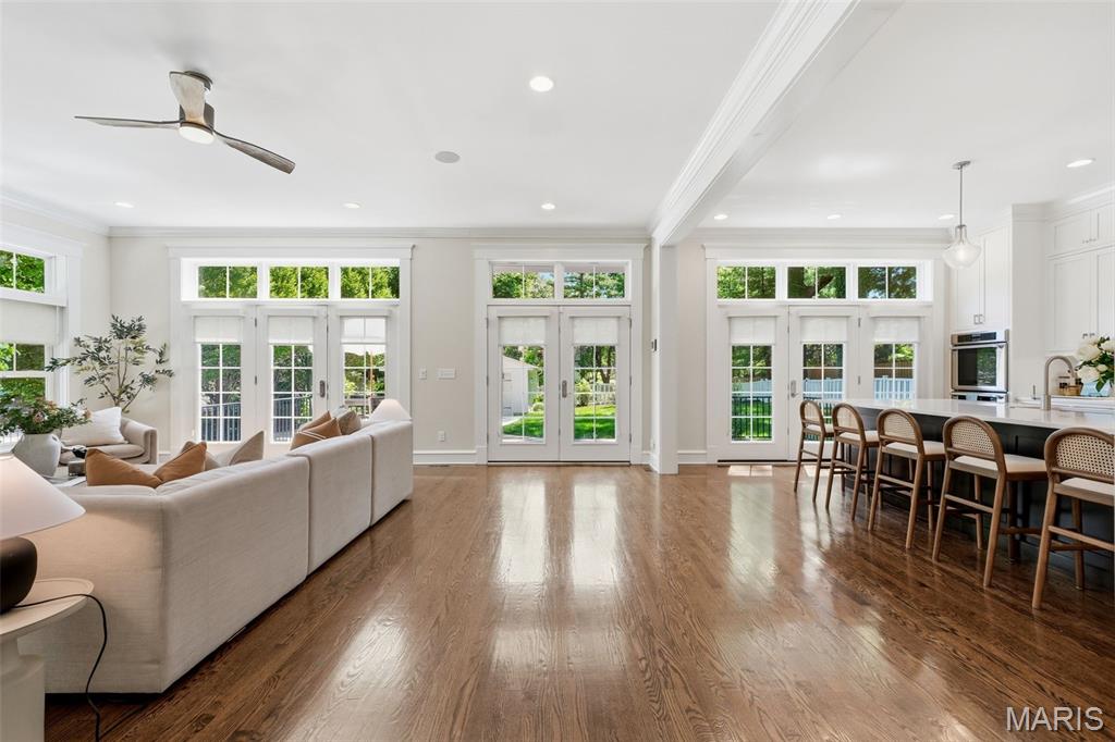 Oak Terrace - Residential