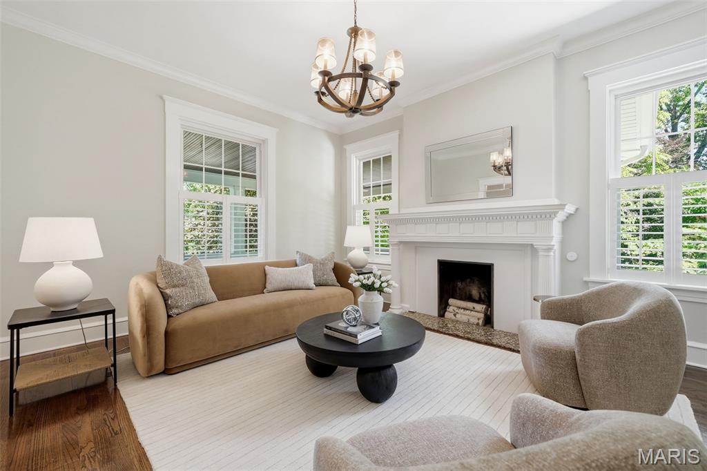 Oak Terrace - Residential