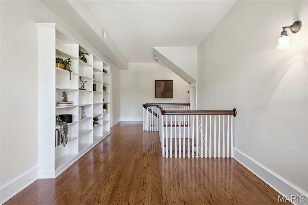Oak Terrace - Residential