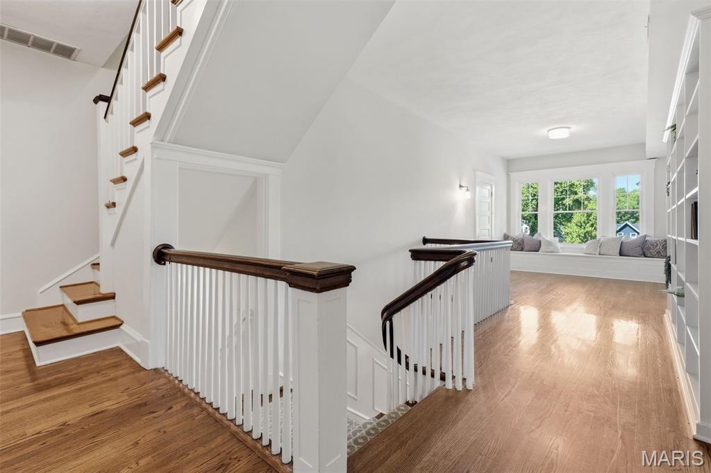 Oak Terrace - Residential