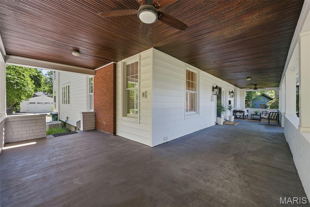 Oak Terrace - Residential