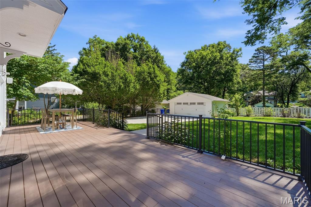 Oak Terrace - Residential