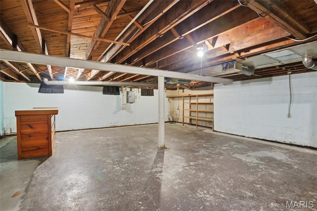 Travis Place - Commercial Sale