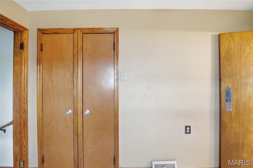Travis Place - Commercial Sale