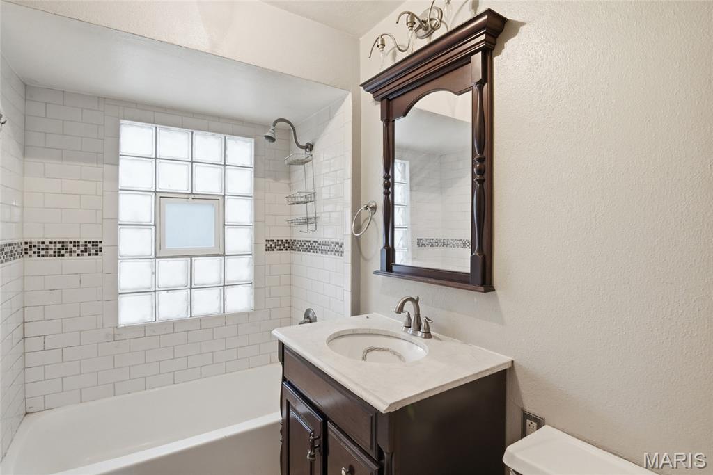 Travis Place - Commercial Sale