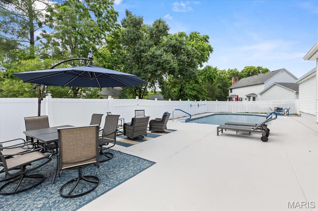 Clarkson Woods 5 - Residential