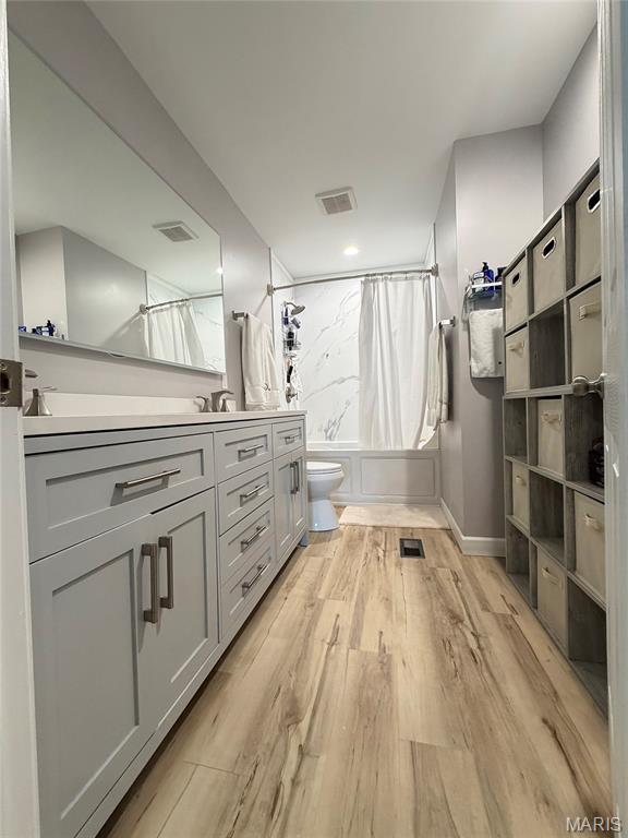 Clarkson Woods 5 - Residential