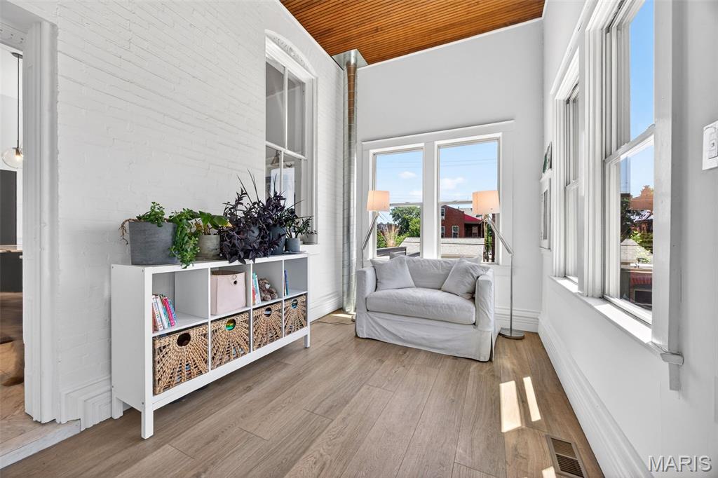 Lynch Add - Residential