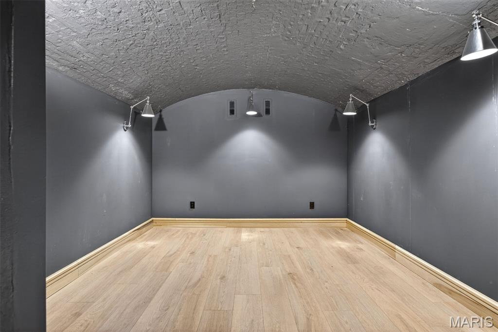 Lynch Add - Residential