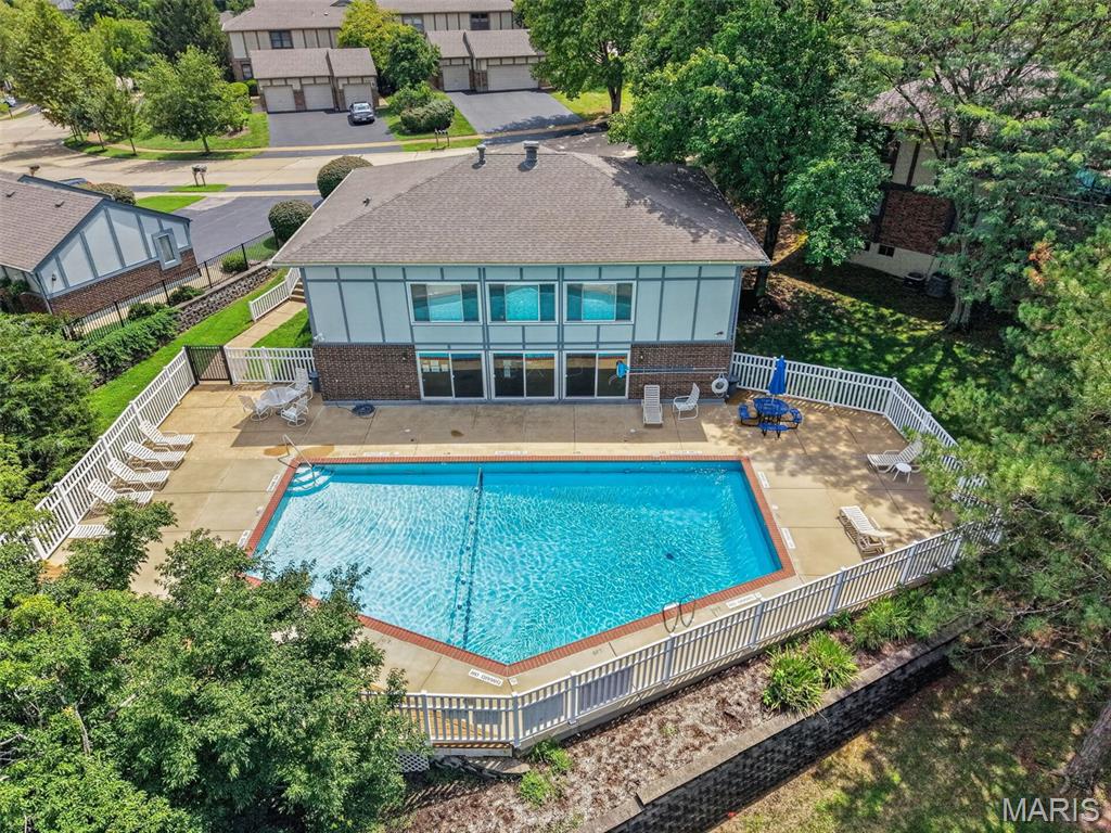 Royal Pines Condo Twelfth - Residential