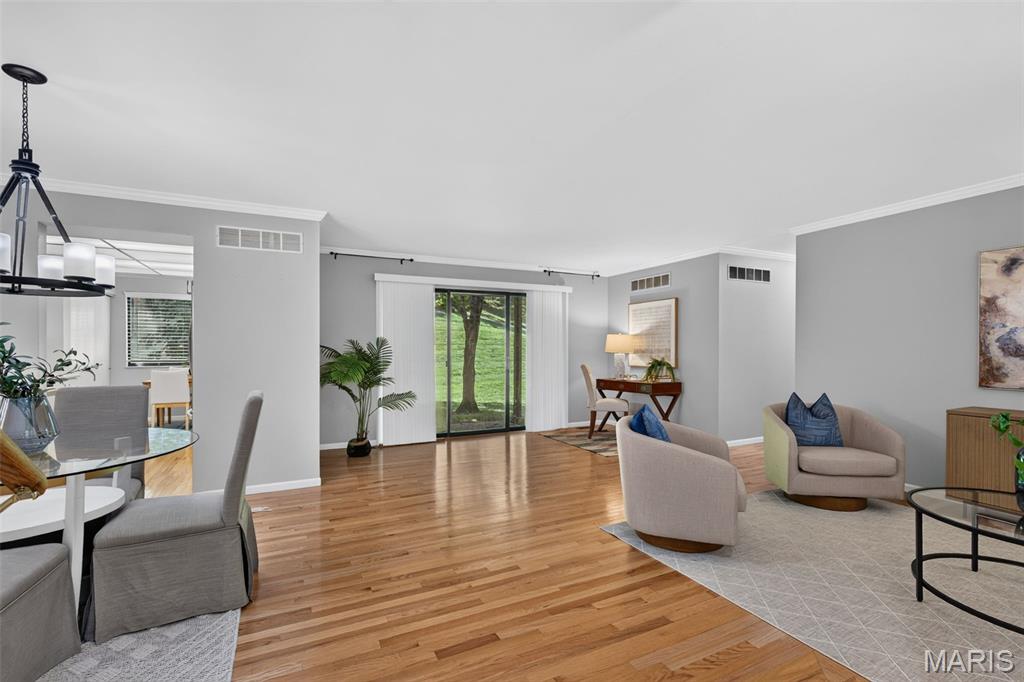 Royal Pines Condo Twelfth - Residential