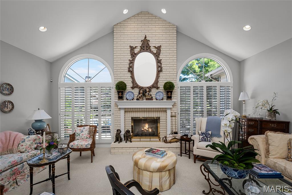 Oaktree Estates Condo Xviii - Residential