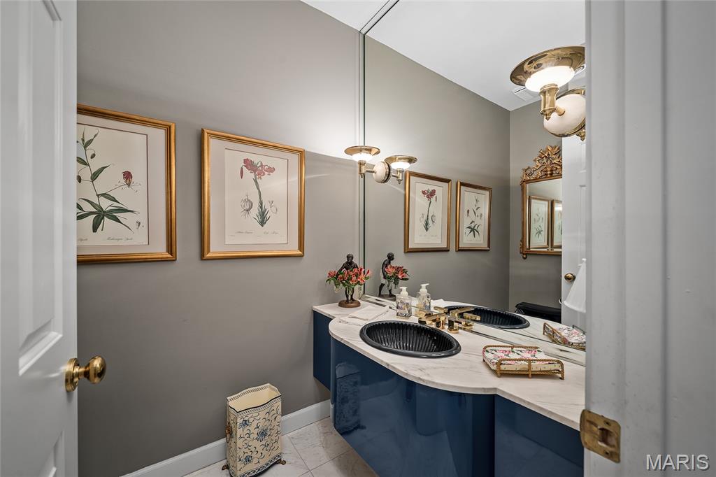 Oaktree Estates Condo Xviii - Residential