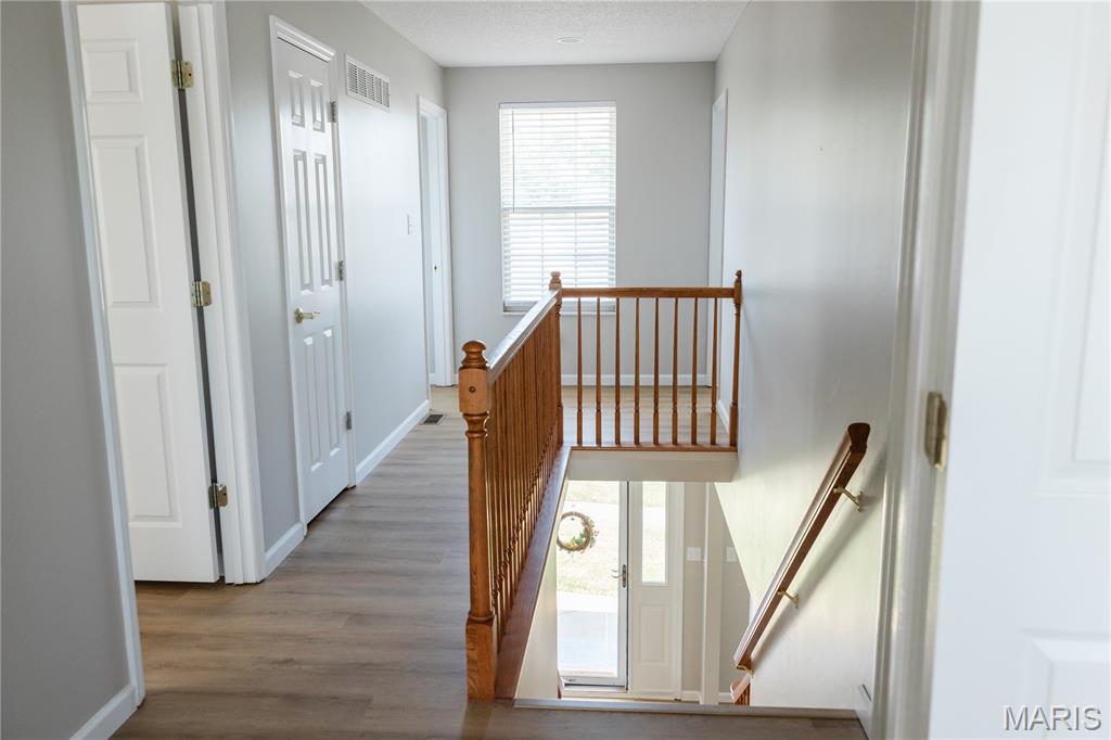 Country Crossing Manor - Residential