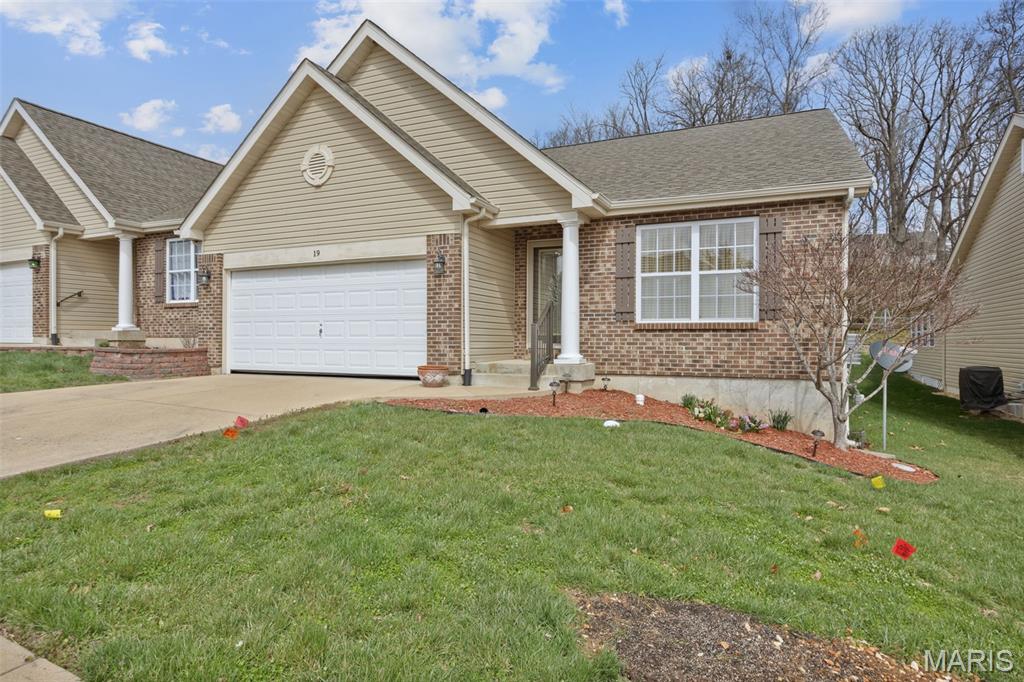 Don’t miss this opportunity in Festus! 19 Parkville Lane delivers the space, features, and location buyers are looking for. From the moment you walk in, you’ll appreciate the hardwood flooring, open flow, and natural light. The cozy fireplace anchors the main living space, creating the perfect spot to unwind. The kitchen is ready for gatherings, bedrooms are well-sized, and main floor laundry adds everyday convenience. Outside, enjoy a private setting ideal for relaxing evenings or entertaining. Located just minutes from shopping, dining, and easy highway access—this one checks the boxes.