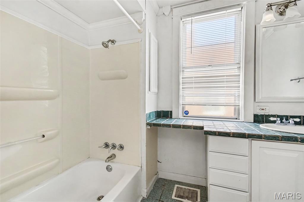 Gibson Sub - Residential Lease
