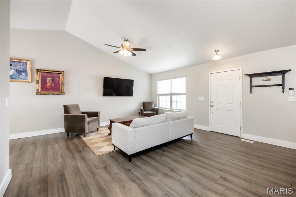 Bay Hill Village Ph 02 - Residential
