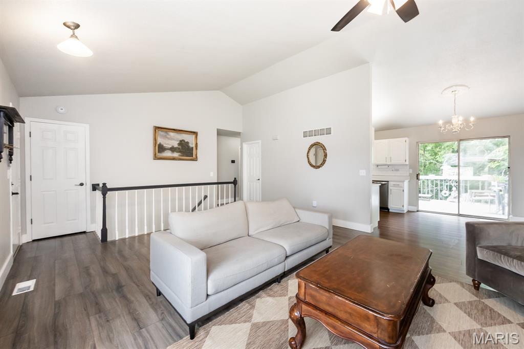 Bay Hill Village Ph 02 - Residential