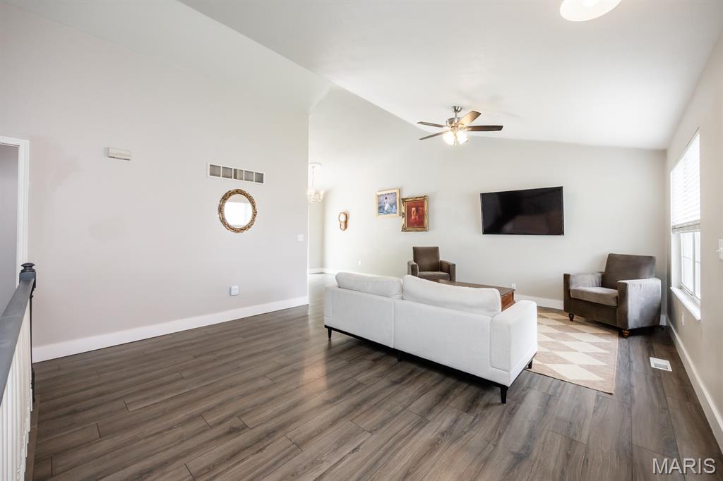 Bay Hill Village Ph 02 - Residential