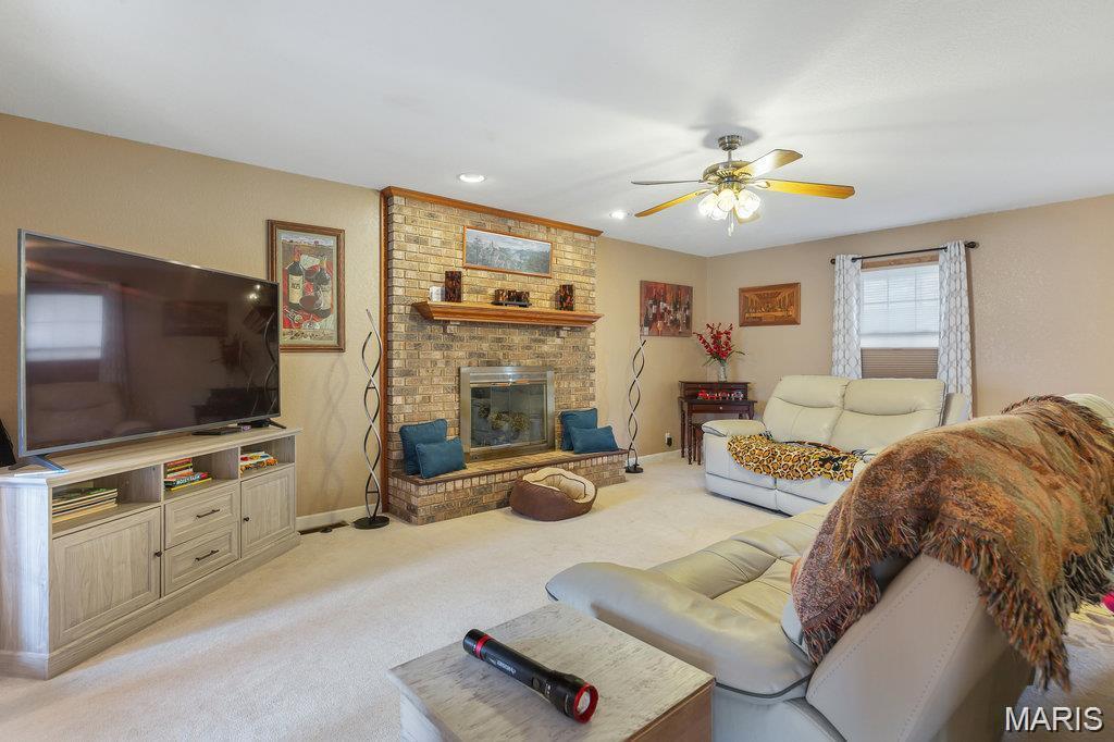 HIGHLAND HILLS - Residential Lease