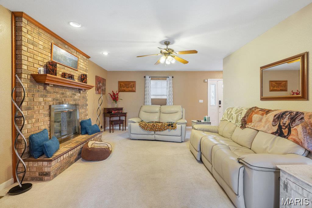 HIGHLAND HILLS - Residential Lease