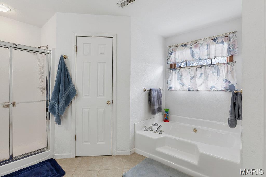 HIGHLAND HILLS - Residential Lease