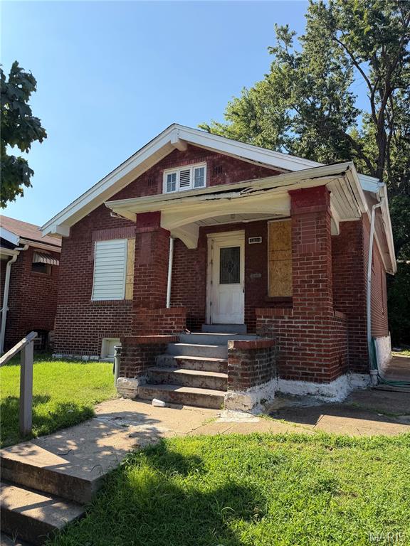 Perfect for first-time homebuyers looking to build equity or investors seeking a value add opportunity.  Don't miss this opportunity to own a beautiful home at an affordable price! There are additional pictures and video that can be provided with proof of funds. Home being sold as is and needs to be cleaned out.