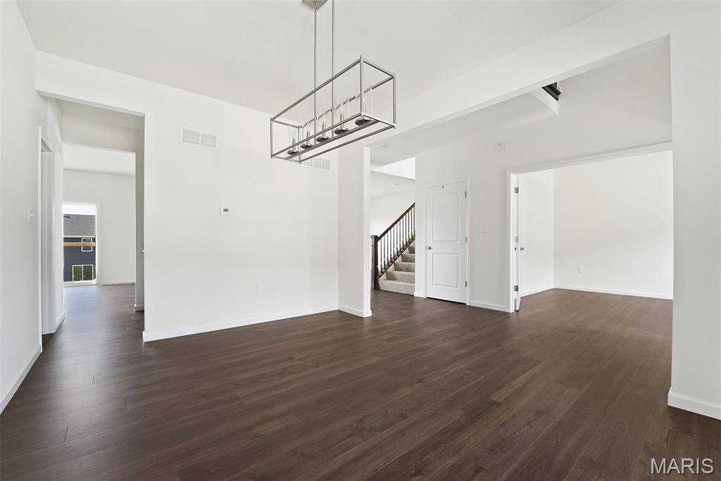 Louiselle Park Manors 8 - Residential