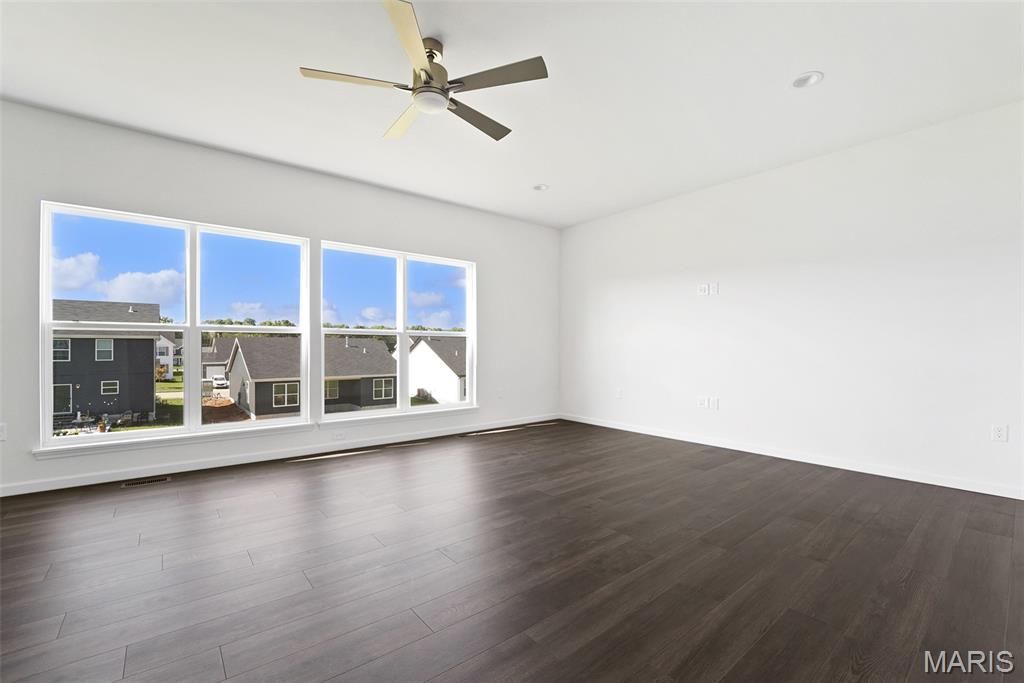 Louiselle Park Manors 8 - Residential