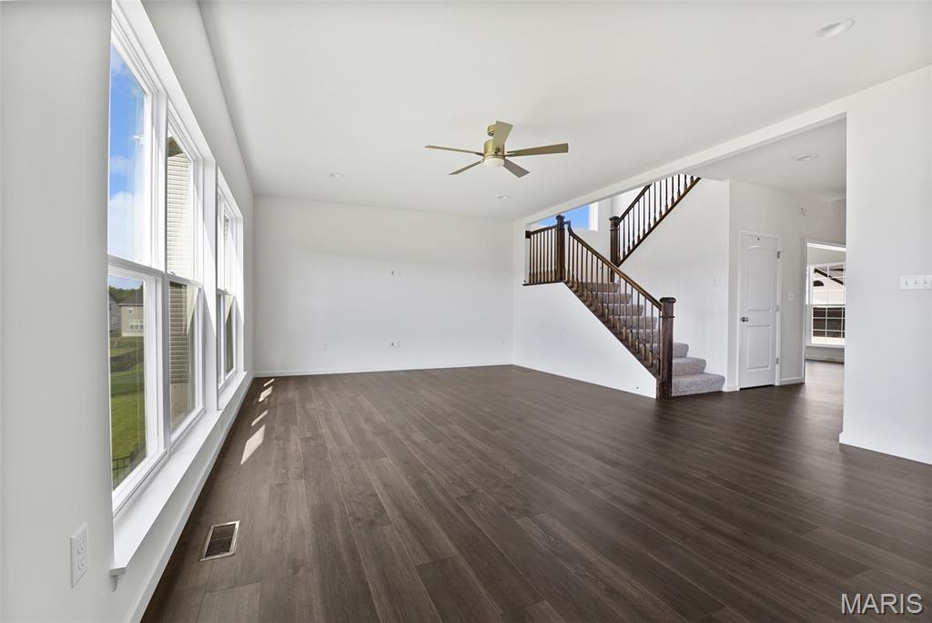 Louiselle Park Manors 8 - Residential