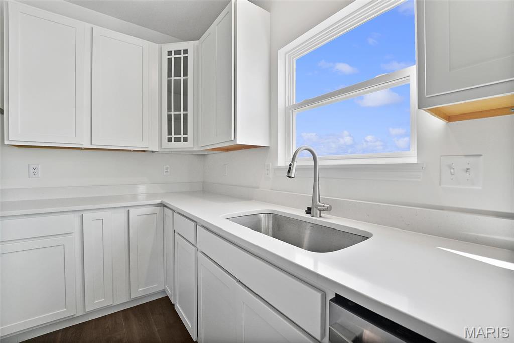 Louiselle Park Manors 8 - Residential