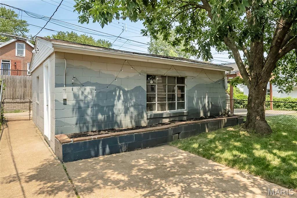 Hallocks Add - Residential