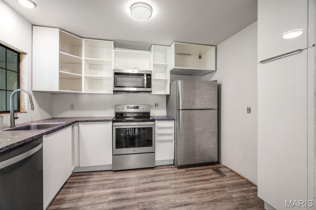 Holiday Manor Second Sub - Residential
