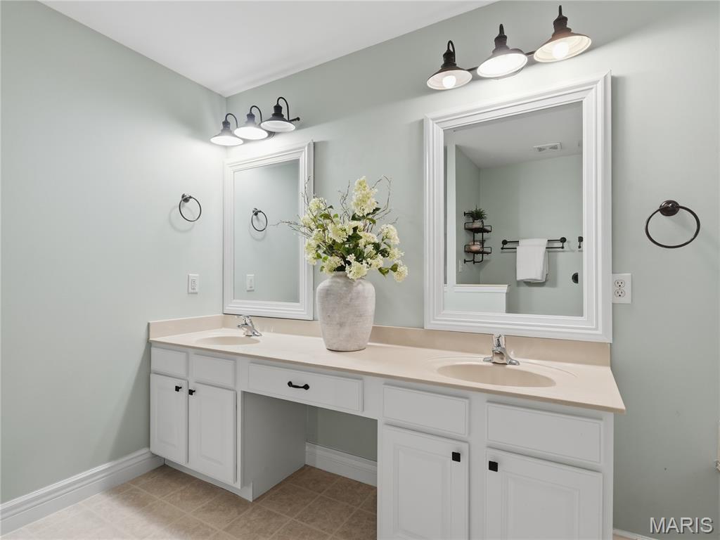 Kingsridge Estates Four - Residential