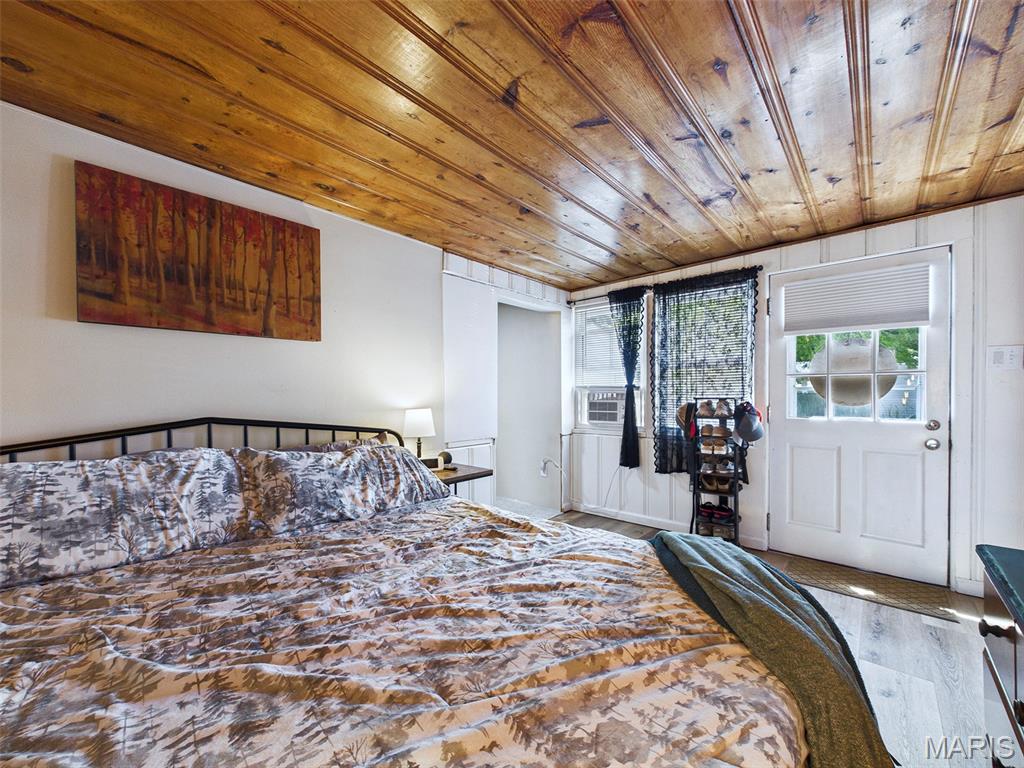 Meadow Heights First Add - Residential
