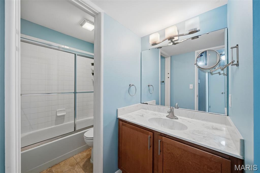 Beau Jardin Twnhms A Condo - Residential