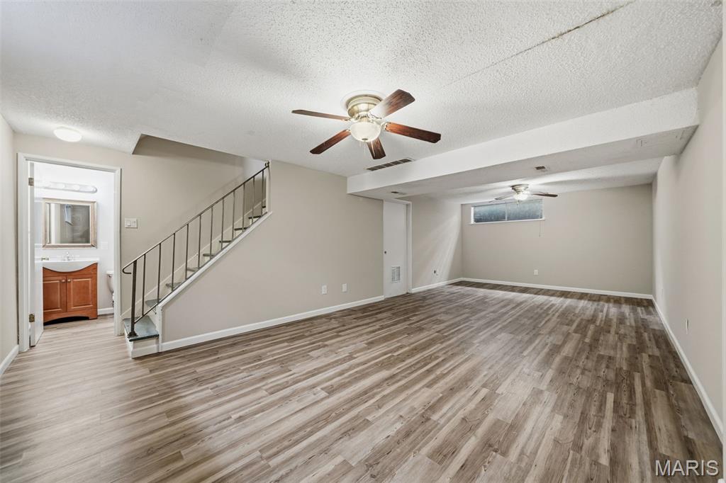 Beau Jardin Twnhms A Condo - Residential