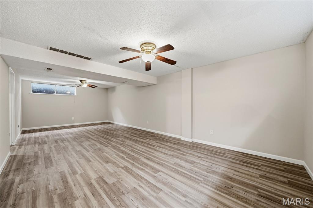 Beau Jardin Twnhms A Condo - Residential