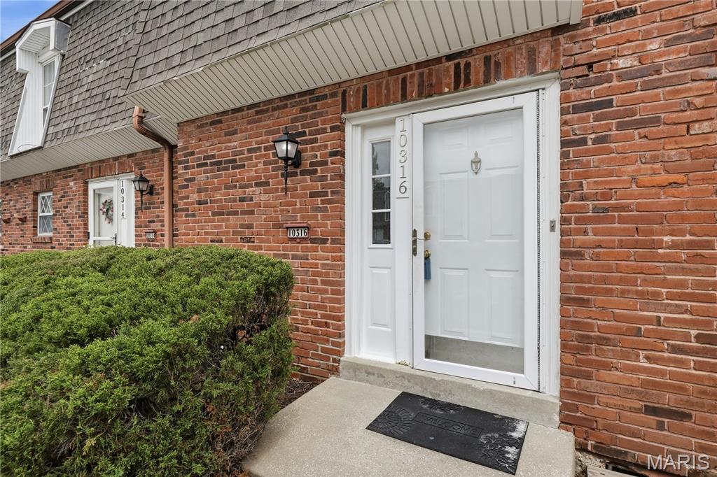 Beau Jardin Twnhms A Condo - Residential