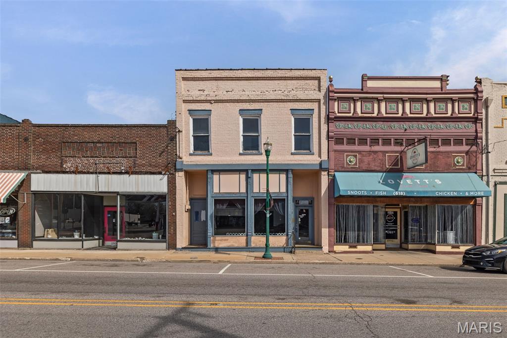 Colts Add - Commercial Sale
