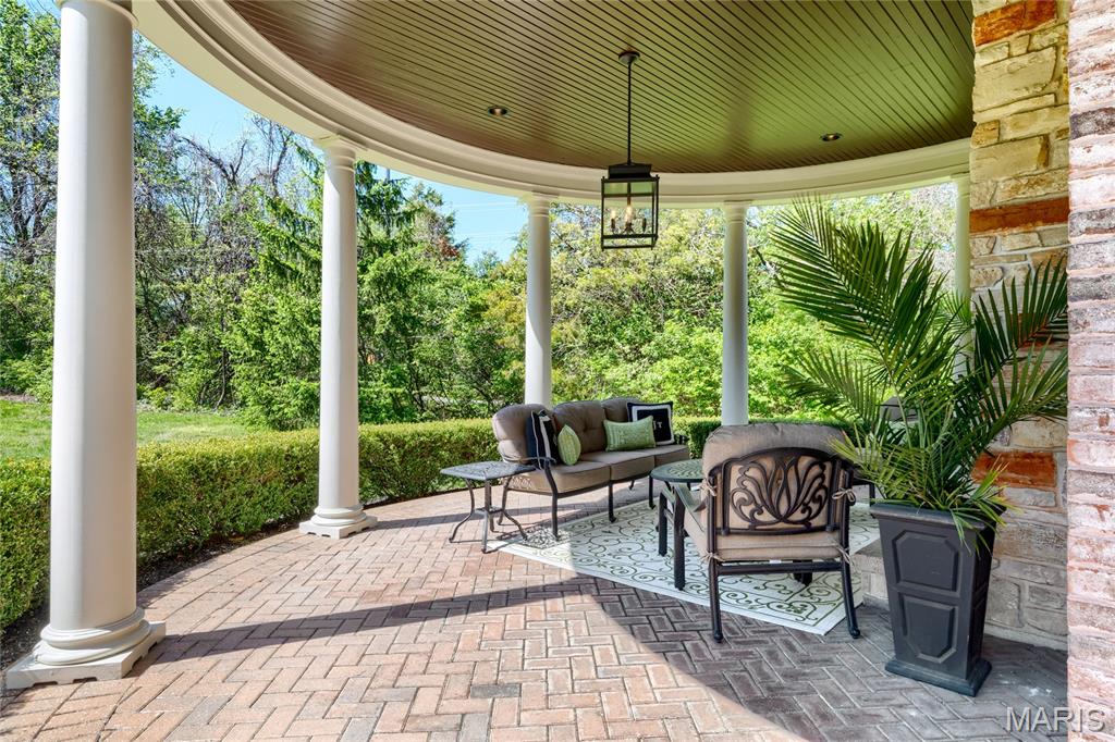Highland Pointe - Residential