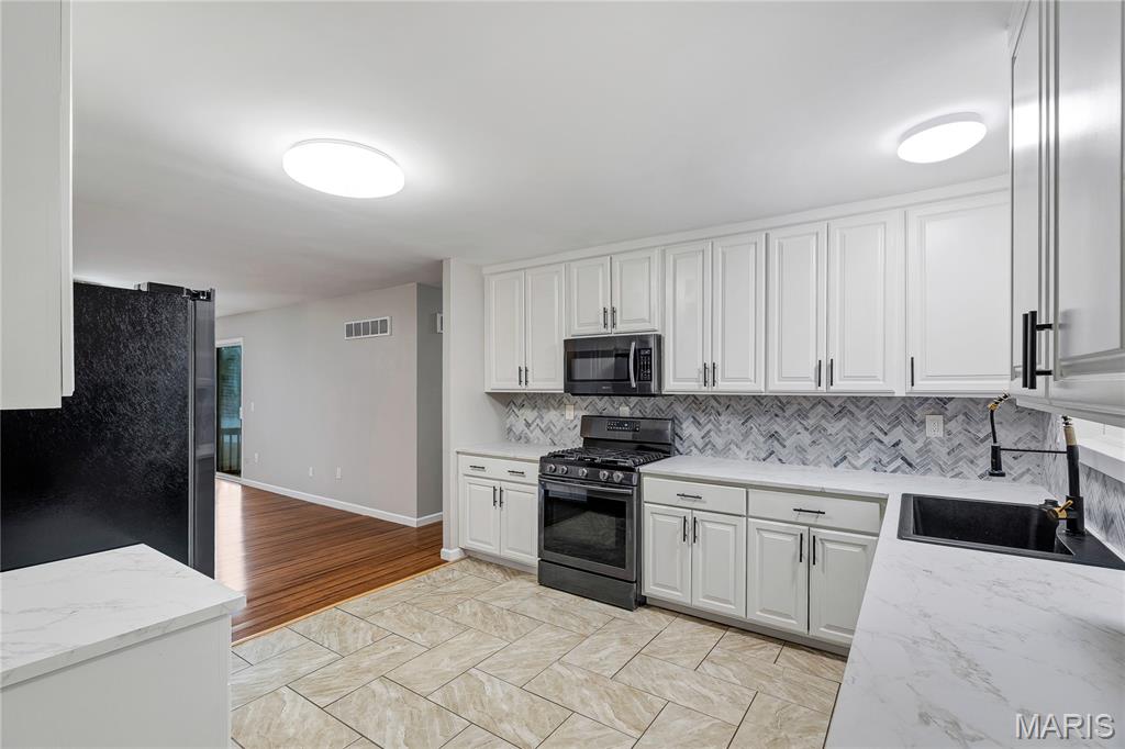 Oakbriar Woods 1 - Residential