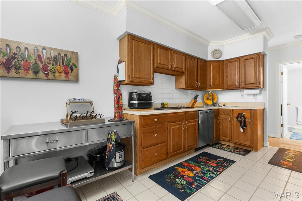Woodridge Condo At Old Ballas - Residential