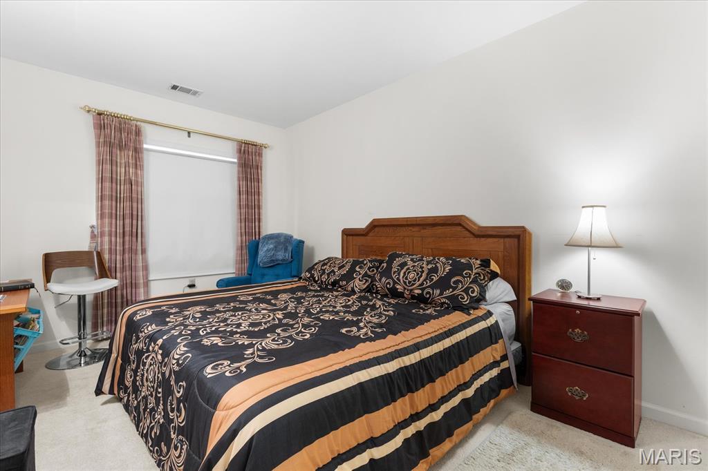 Woodridge Condo At Old Ballas - Residential