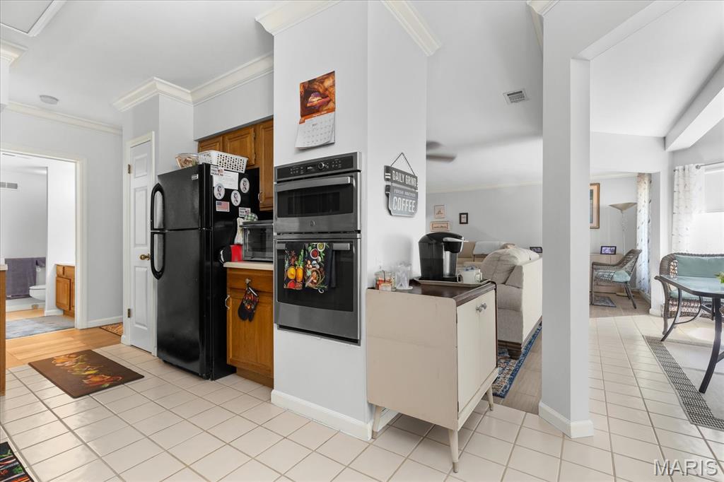 Woodridge Condo At Old Ballas - Residential