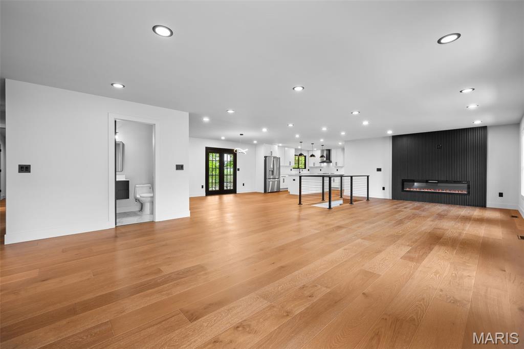 Casa Royale Amd 1 - Residential