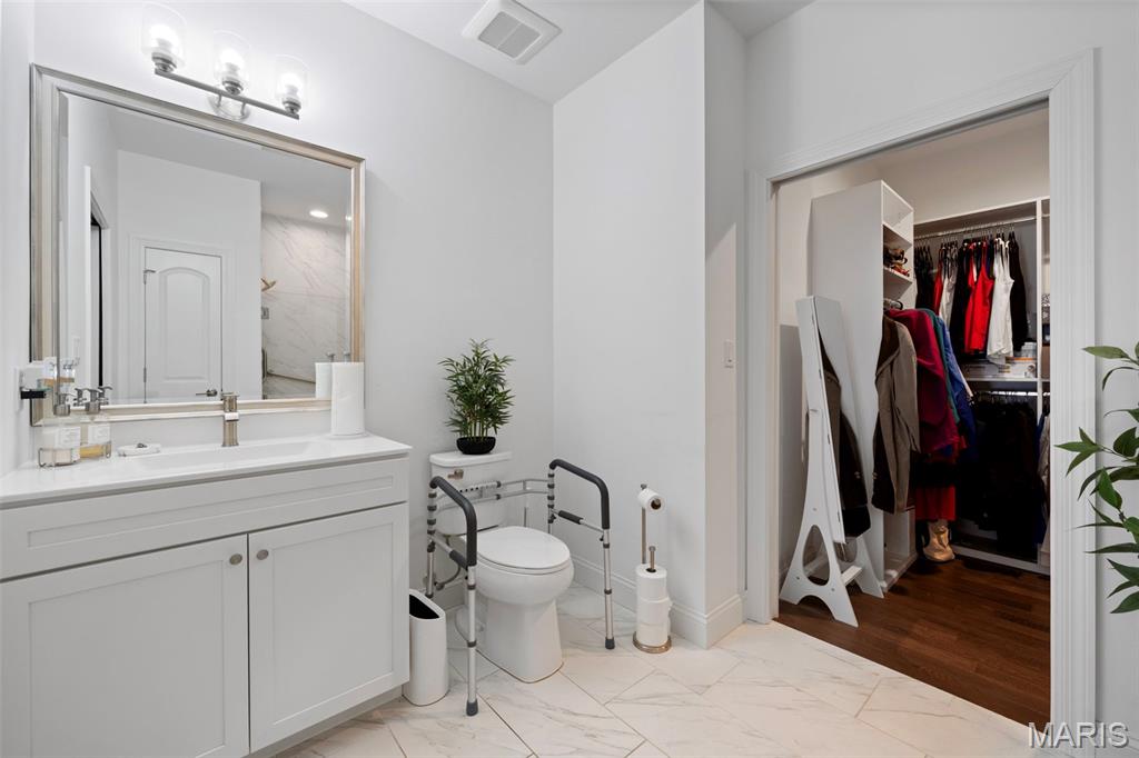 Arbors At Summit - Residential